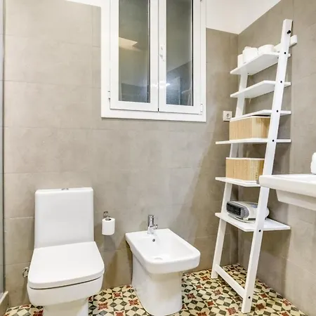 Design 1 Bedroom Near Plaza Espana *